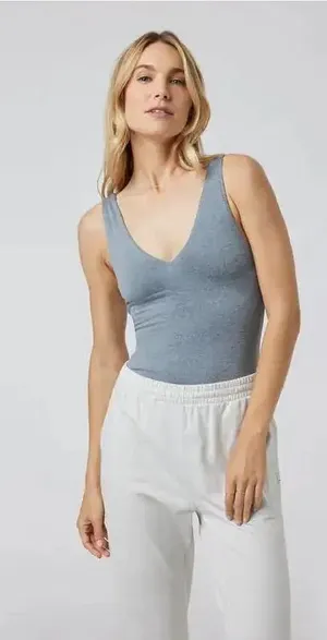 NWT Vuori Halo Bodysuit size Medium thumbnail 1