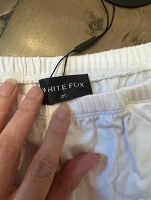 White Fox Size XS NWT Shorts White Red thumbnail 3