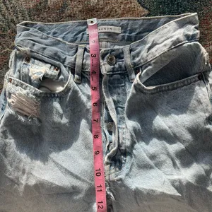 PacSun Ultra High Rise Slim Fit Jeans Light Wash Button Fly Size 23 Distressed thumbnail 12