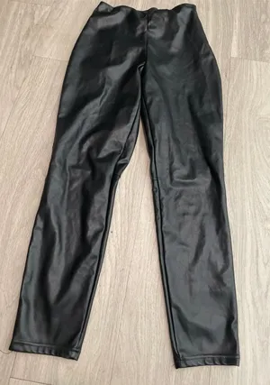 Fabletics Black Active Leggings with Branded Tag thumbnail 1