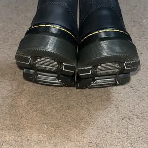 Dr. Marten’s Embury‎ Leather Casual Chelsea Boot Wyoming Black 6 thumbnail 9