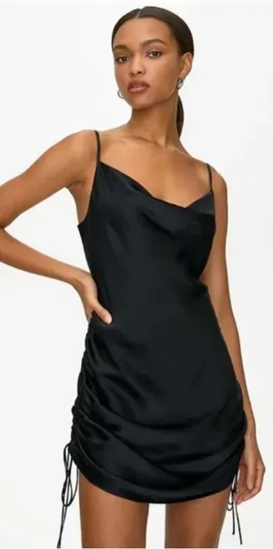 Aritzia‎ Wilfred Only Ruched Slip Dress Mini Sleeveless Black Size Small thumbnail 1