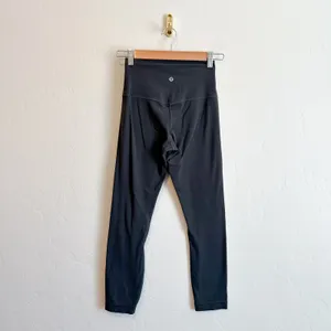 Lululemon | Align High-Rise 23" Crop Capri Leggings in Graphite Grey thumbnail 3