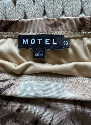 Motel Skirt thumbnail 4
