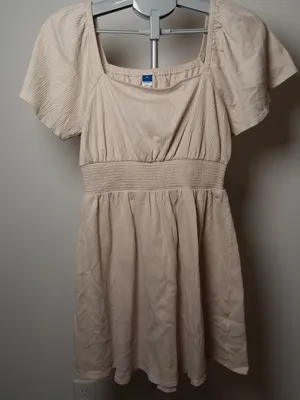 Old Navy Cream Short Puff Sleeve Empire Dress size M thumbnail 1