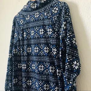 NWT Carole Hochman Lounger blue multi cowl neck size‎ M thumbnail 8
