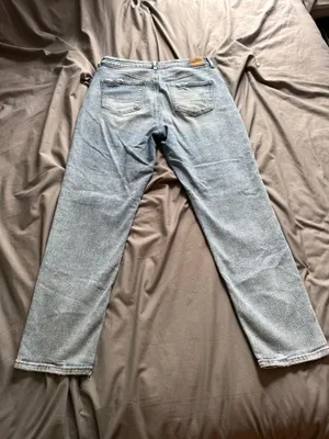 American Eagle Mom Jeans thumbnail 2