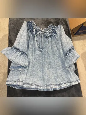 Free People Ainsley Denim Top in Indigo Wash Size Large thumbnail 13
