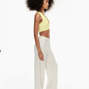 ❤️Aritzia Babaton Sculpt Knit Deep V Tank thumbnail 3