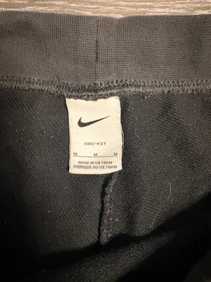 Nike Dri-Fit Sweatpants thumbnail 2