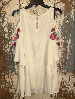 NWT Umgee Boutique Floral Embroidered Angel Sleeve Open Shoulder Dress Small thumbnail 7
