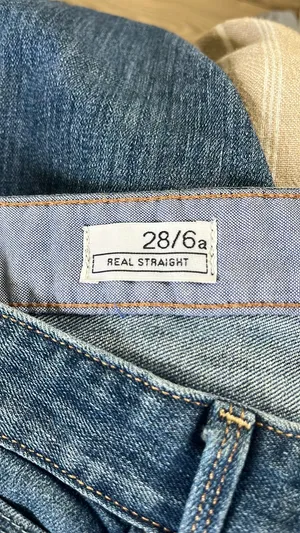 Gap 1969 Jeans thumbnail 6