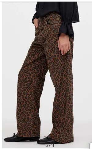 Madewell Leopard Low Slung Baggy Jeans Dark Coffee Print thumbnail 3