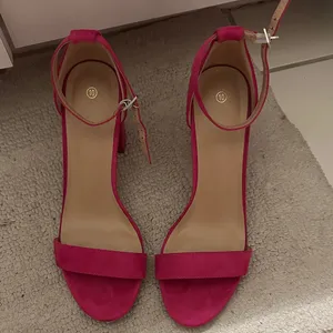 Bright Pink Suede Ankle Strap Heels Size 10 thumbnail 2