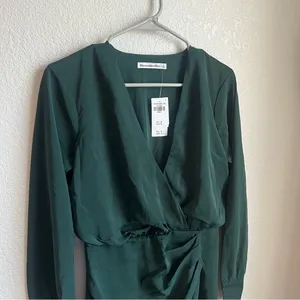 Abercrombie & Fitch Long-Sleeve Draped Mini Dress Dark Green thumbnail 12