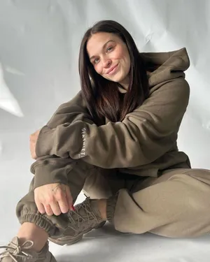 G Athletica Boyfriend Sweat Set in Brown thumbnail 1