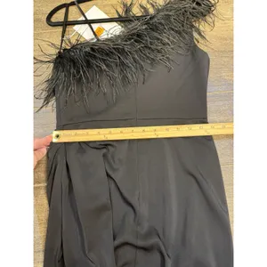 Mac Duggal 68456 Black One Shoulder Feather Trim Gown Size 6 Maxi Dress thumbnail 10