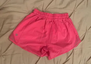 Lululemon Hotty Hot Short II *Long 4" thumbnail 2