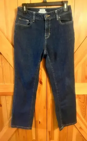 LL Bean Classic Fit Blue Jean Pants Size 6 Pet (3496) Read thumbnail 1