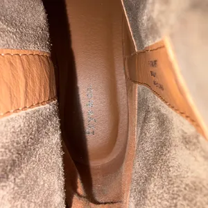 Frye & Co. Taupe Suede Sarah Shortie Slouchy Boots Booties 7.5 thumbnail 8