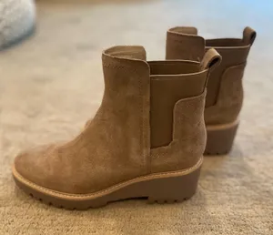 Dolce Vita Booties Suede thumbnail 1