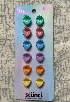 NWT Scunci mini strawberry claw clips Multiple thumbnail 1