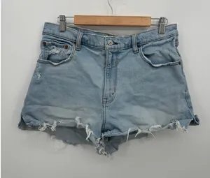 Abercrombie The Cut Off Short High Rise Denim Shorts Women Sz 31/12 Festival thumbnail 1