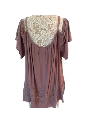 Torrid Women's Plus Size 5 Purple Eyelet Cold Shoulder Blouse thumbnail 6