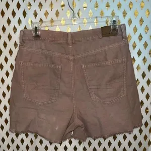 AE American Eagle High highest Rise Mom Short Shorts Distressed Old Rose size 6 thumbnail 2