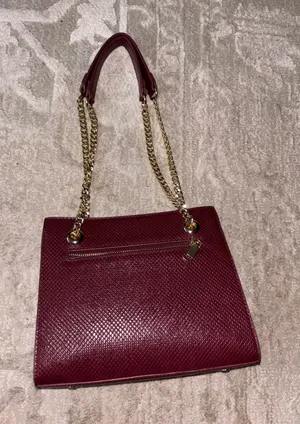 Burgundy purse thumbnail 1