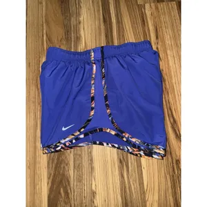 Nike Dri-Fit Women's Sz M Medium Purple Running Shorts Activewear‎ thumbnail 3