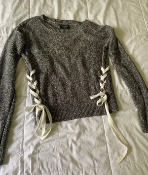 Abercrombie Sweater thumbnail 1
