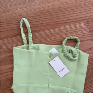 Amanda Uprichard green dress thumbnail 2