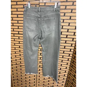 Vervet Olive‎ Green Crop Jeans Size 28 thumbnail 2