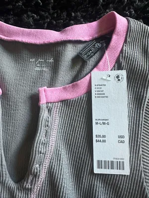 Urban Outfitters Top Cropped thumbnail 2