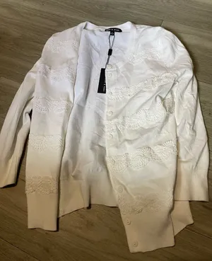 Cable & Gauge White Button-Front Knit Cardigan thumbnail 1