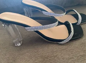 Diamond Stud women's heel with a glassy heel thumbnail 4