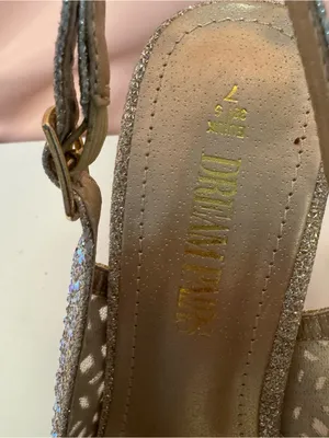 Dream Paris Stuart Weitzman Gold Glitter Open-Toe Slingback Heels thumbnail 3