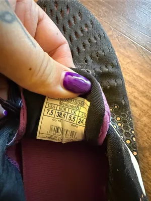 Brooks Glycerin 17 Running Shoes Black Purple Women’s Size 7.5 thumbnail 8