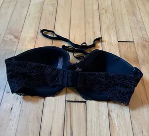 Victoria’s Secret bra thumbnail 3