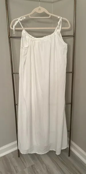 White Coverup thumbnail 1