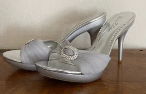 Blossom Collection‎ Heels Silver Size 7 thumbnail 1