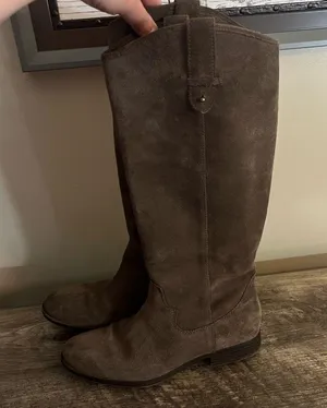 Frye & Co Tania Suede Riding Boots Pull On Brown Taupe Women’s Size 8 thumbnail 1