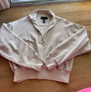 Victoria's Secret Quarter zip thumbnail 1