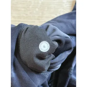 EUC Womens Lululemon Align HR Short 8" Size 4‎ Diamond Dye Pitch Graphite Grey thumbnail 3