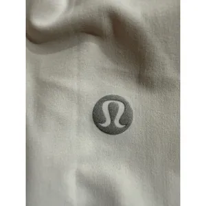Lululemon Short Sleeve Mesh Back Athletic Top Light Gray Womens‎ Size 8 thumbnail 4