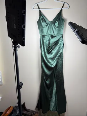Azazie Shania Satin Bridesmaid Dress Sz 2 Eucalyptus thumbnail 10