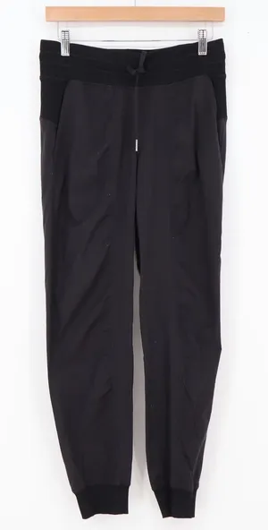 Lululemon Joggers Womens 6 Street to Studio Black Lightweight Tapered Excellent thumbnail 1