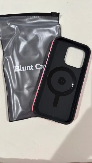 Blunt phone case 15 pro Red thumbnail 3