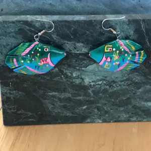 New vintage Hand painted wooden fish thumbnail 8